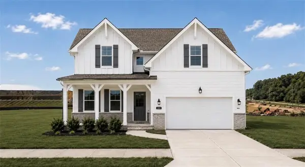 418 Grand Wehunt Drive, Hoschton, GA 30548