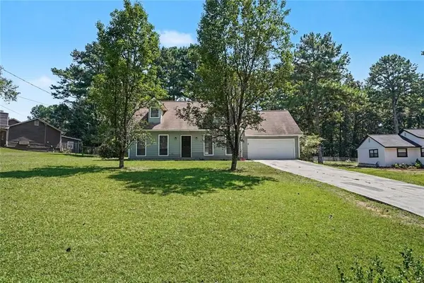9042 Chestnut Lake Drive, Jonesboro, GA 30236