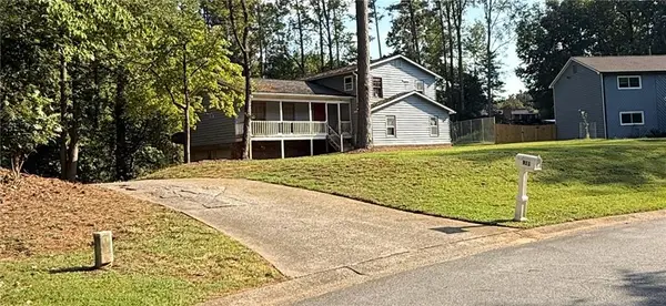 911 Andover Court, Woodstock, GA 30188