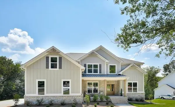 290 Races Road, Hoschton, GA 30548