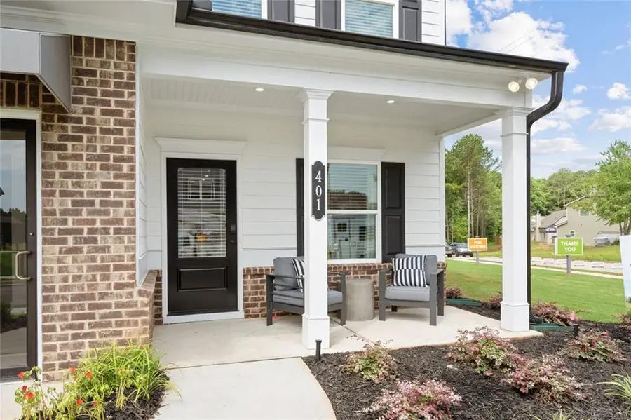 542 Grover Street, Hoschton, GA 30548 - #2