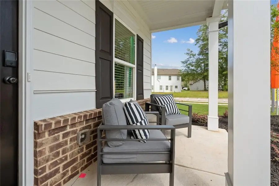 542 Grover Street, Hoschton, GA 30548 - #3