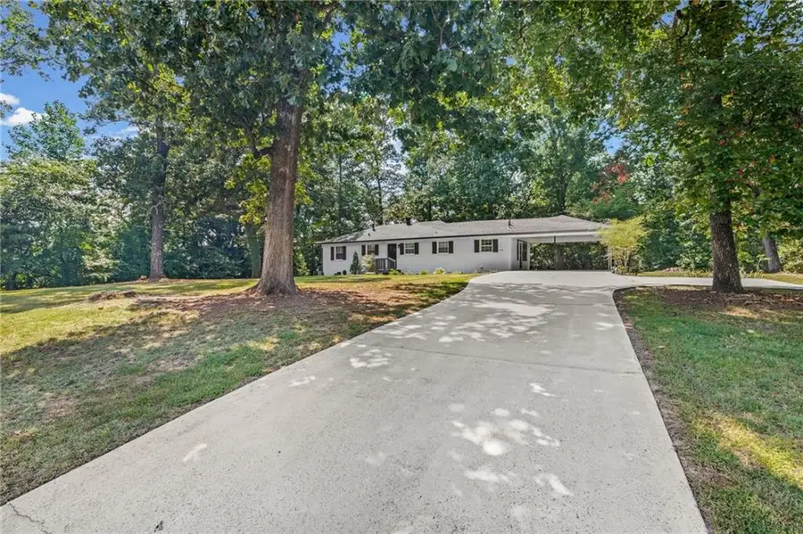6551 Roberta Street, Lithia Springs, GA 30122 - #3