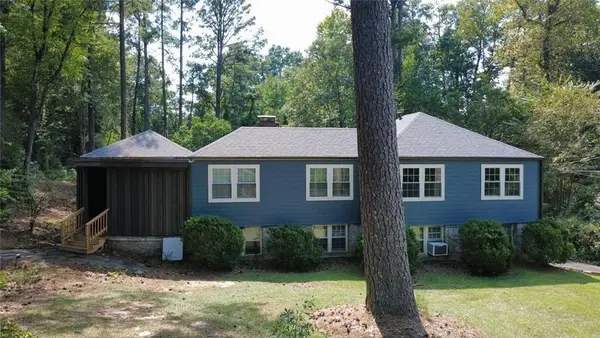1276 Woods Circle Ne, Brookhaven, GA 30324