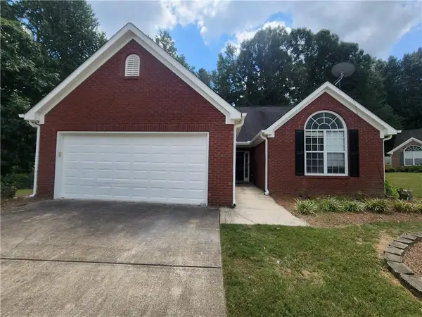 180 Brookestone Point, Fayetteville, GA 30215