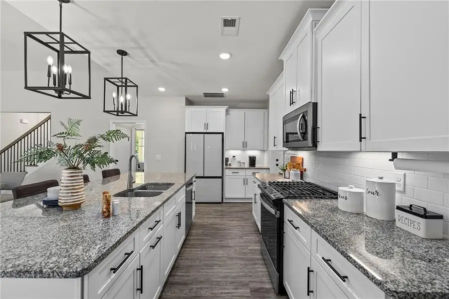 202 Jefferson Avenue, Canton, GA 30114 - #2