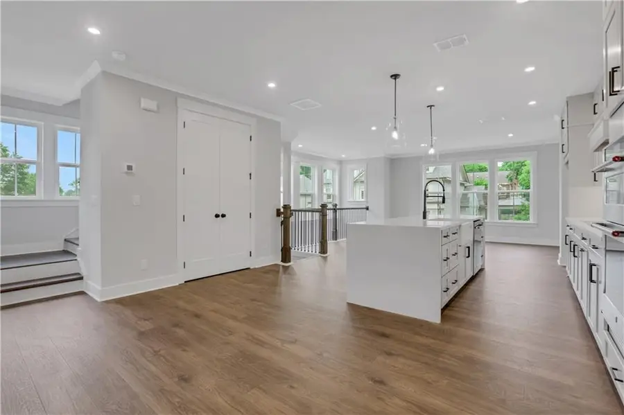 118 Bridgecrest Road, Roswell, GA 30075 - #3
