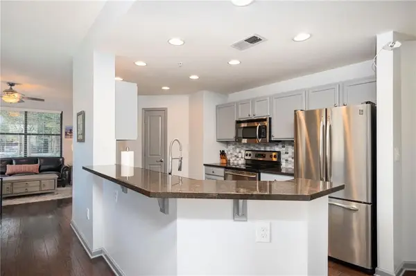 3040 Peachtree Road Nw #212, Atlanta, GA 30305