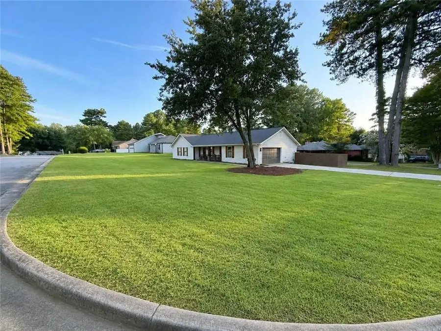 808 Darlington Drive, Jonesboro, GA 30238 - #2
