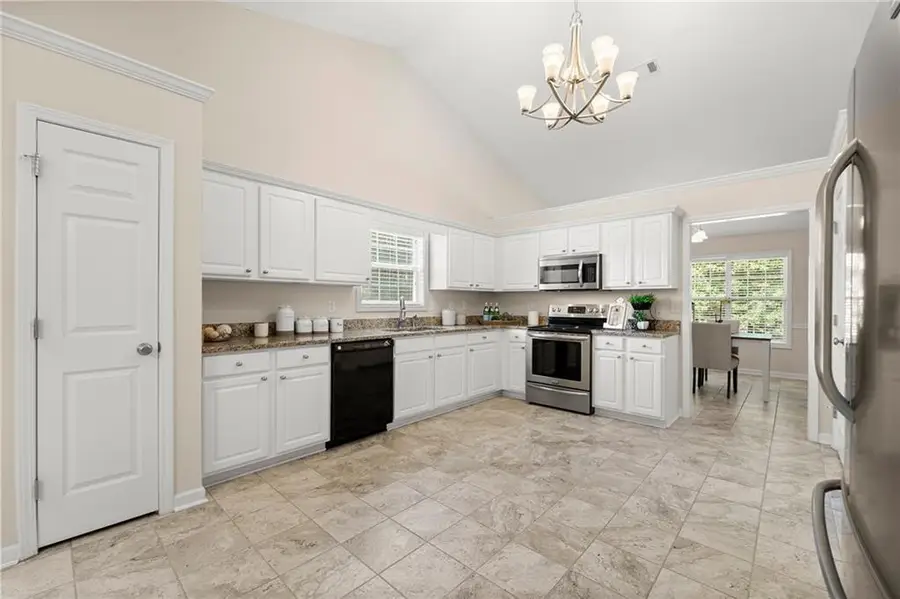 4011 Lafayette Way, Loganville, GA 30052 - #3