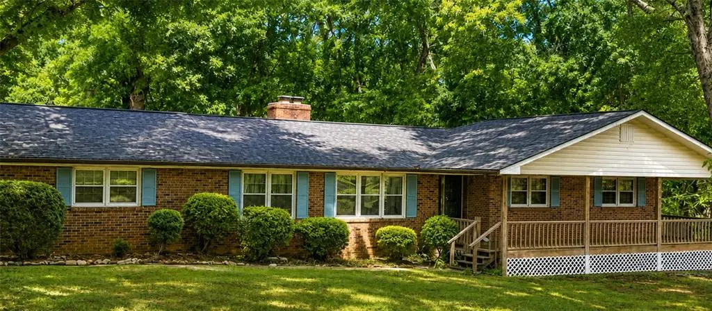 3931 Green Drive, Gainesville, GA 30506 - #1
