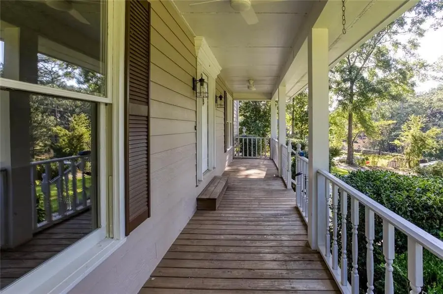 185 Lakeshore Circle Se, Acworth, GA 30101 - #2