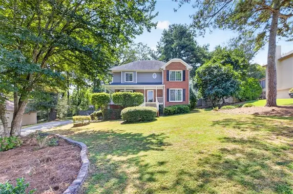 540 Clear Lake Lane, Suwanee, GA 30024