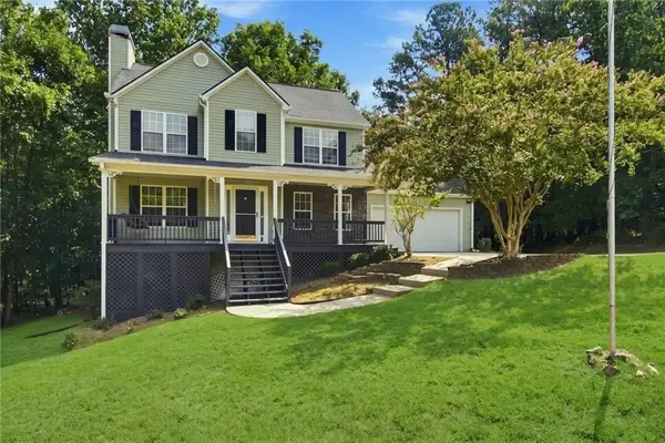 3241 Victoria Place Drive, Loganville, GA 30052
