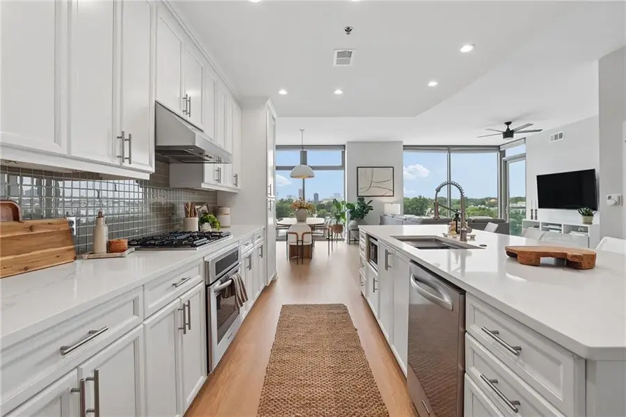270 17th Street Nw #909, Atlanta, GA 30363 - #2