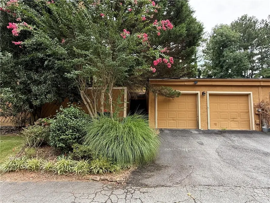 829 Lake Hollow Boulevard Sw, Marietta, GA 30064 - #2
