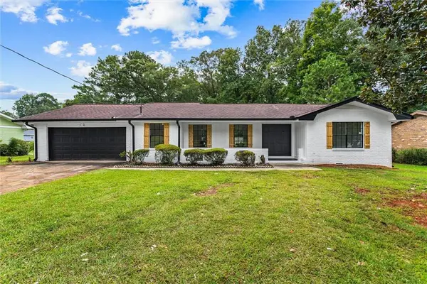 4607 Bexley Dr, Stone Mountain, GA 30083