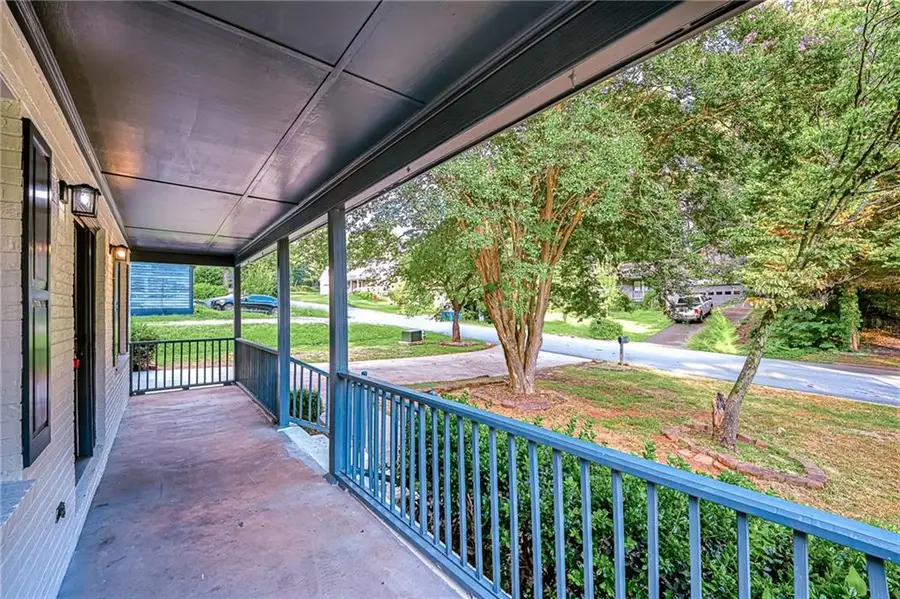 2021 Hunters Cove Dr, Lawrenceville, GA 30044 - #3