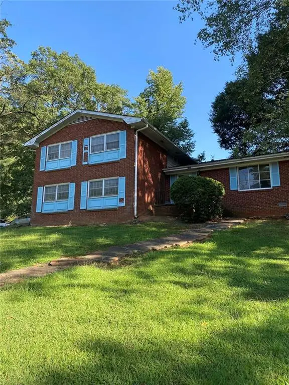 4237 Commodore Drive, Chamblee, GA 30341 - #2