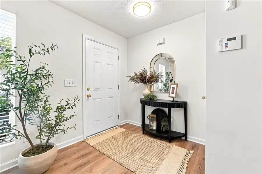 5735 Strathmoor Manor Circle, Lithonia, GA 30058 - #3