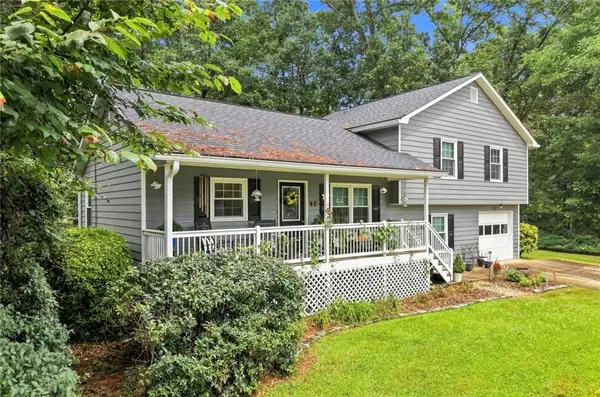 2488 Forestdale Drive, Dacula, GA 30019