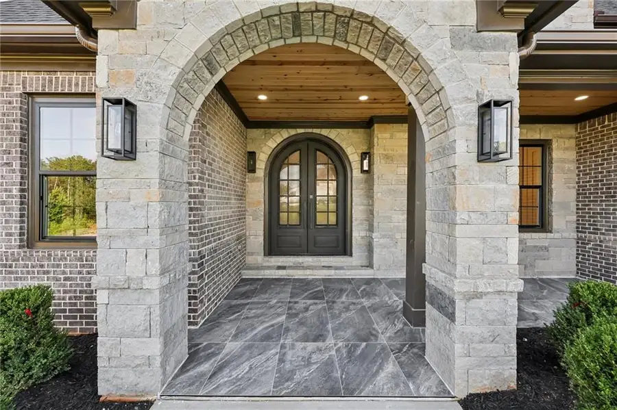 6222 Bridgewood Dr, Buford, GA 30518 - #3