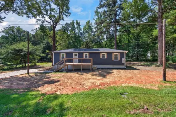 2708 E County Line Road, Lithia Springs, GA 30122