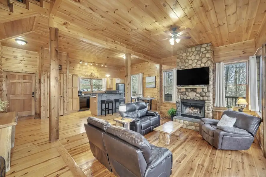 417 Hickory Ridge Drive, Cleveland, GA 30528 - #2