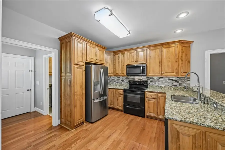 116 Savannah Street Se, Calhoun, GA 30701 - #2