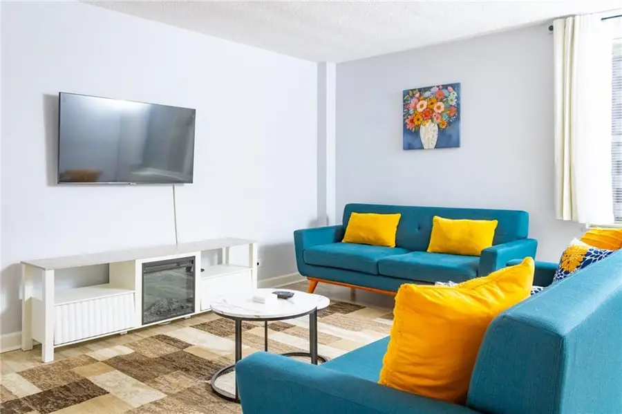 300 W Peachtree St 21 J W, Atlanta, GA 30332 - #3