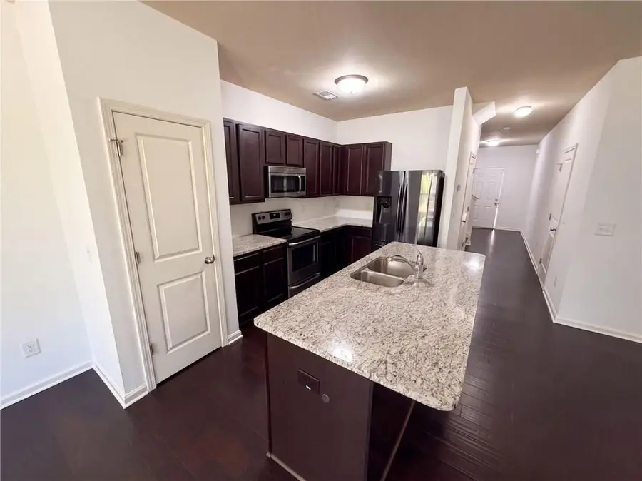 106 Southwind Circle, Newnan, GA 30265 - #2