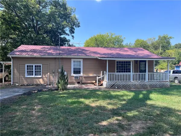 207 N Main Street, Adairsville, GA 30103