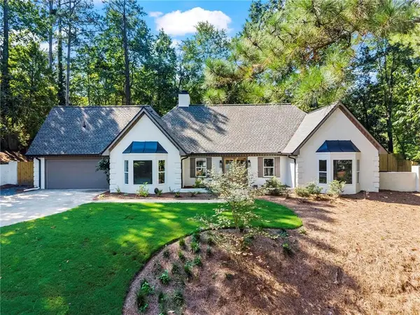 2552 Holly Creek Drive Ne, Marietta, GA 30062