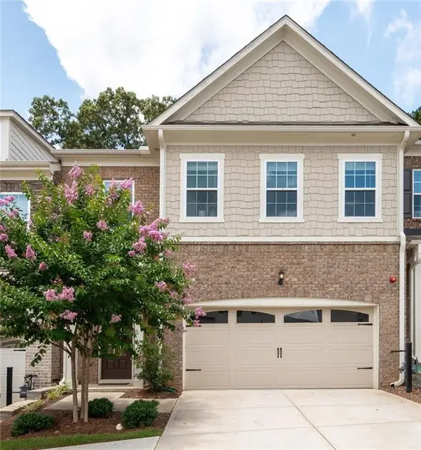 203 Holden Way, Woodstock, GA 30189