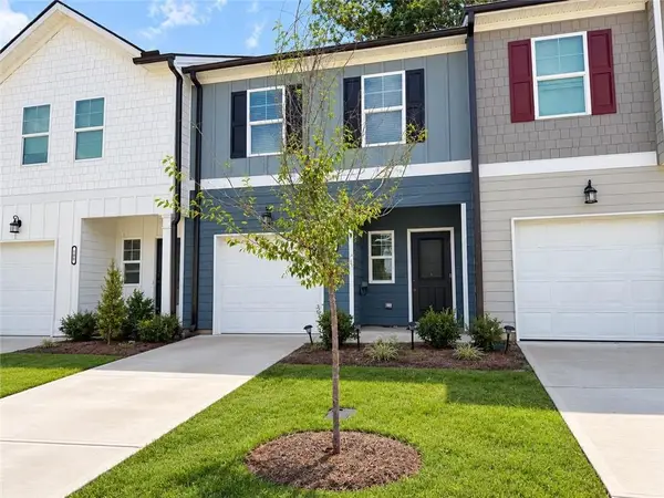 102 Jaxton Street, Hoschton, GA 30548