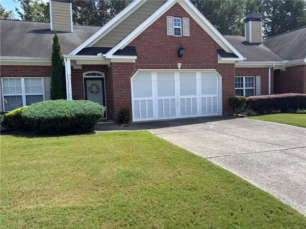 2585 Rosehill Circle, Lithia Springs, GA 30122