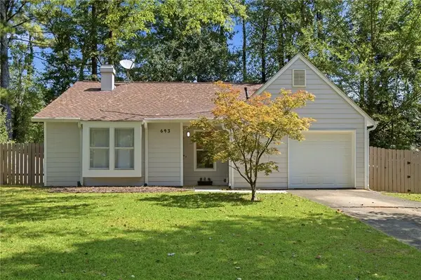 693 Brandlwood Way Nw, Lilburn, GA 30047