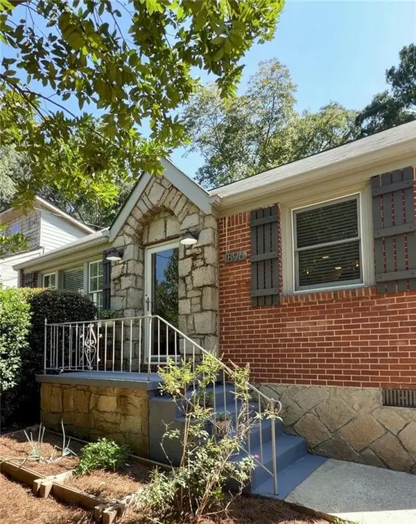 1896 Hooper Street, Decatur, GA 30032