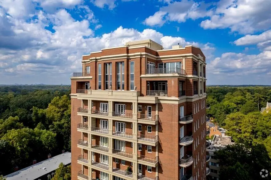 2724 Peachtree Road Nw #Upper Penthouse, Atlanta, GA 30305 - #1