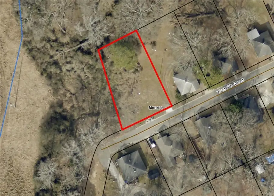 144 W 5th Street, Monroe, GA 30655 - #3