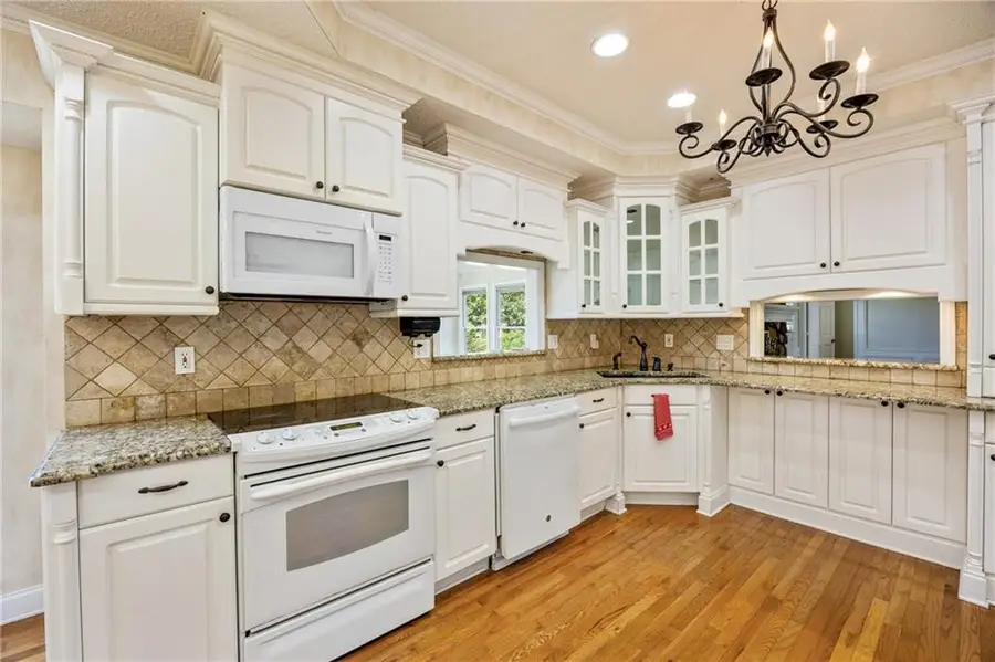 1977 Johnson Ferry Road, Marietta, GA 30062 - #2
