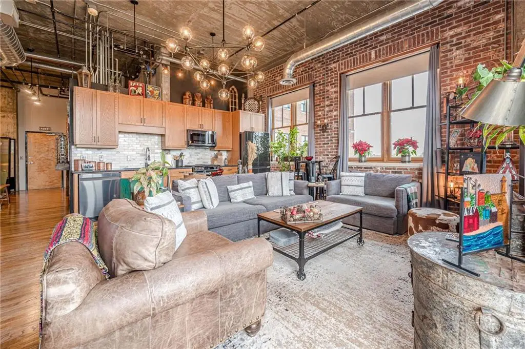 3235 Roswell Road Ne #819, Atlanta, GA 30305 - #1