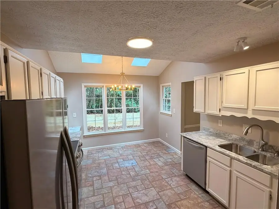 2002 Arbor Forest Drive Sw, Marietta, GA 30064 - #3