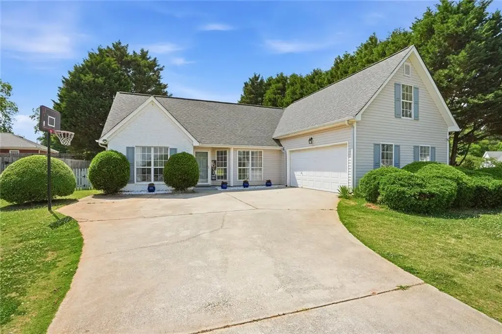 35 Shenandoah Drive, Winder, GA 30680 - #1