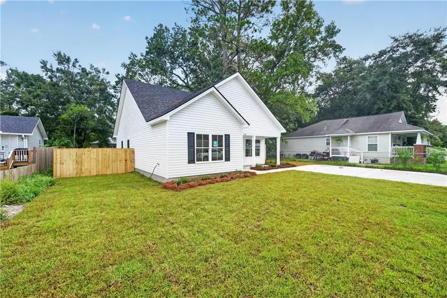 1126 E 56th Street, Savannah, GA 31404 - #3