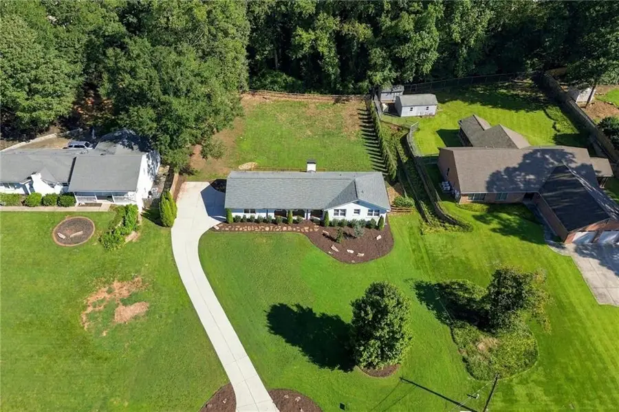 735 Lake Charles Way, Roswell, GA 30075 - #2