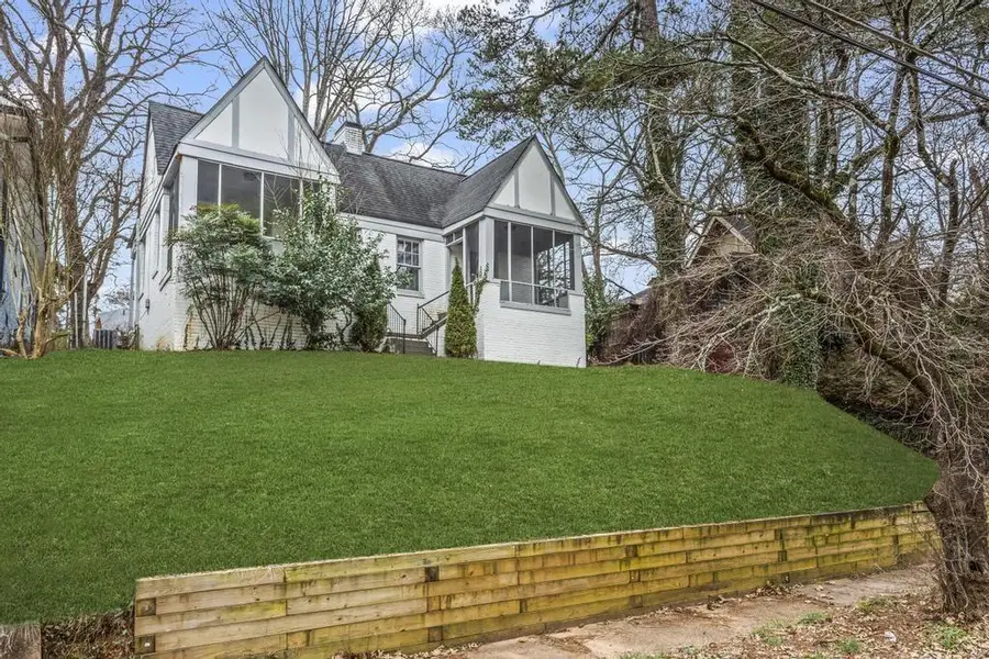 960 Byron Drive Sw, Atlanta, GA 30310 - #2