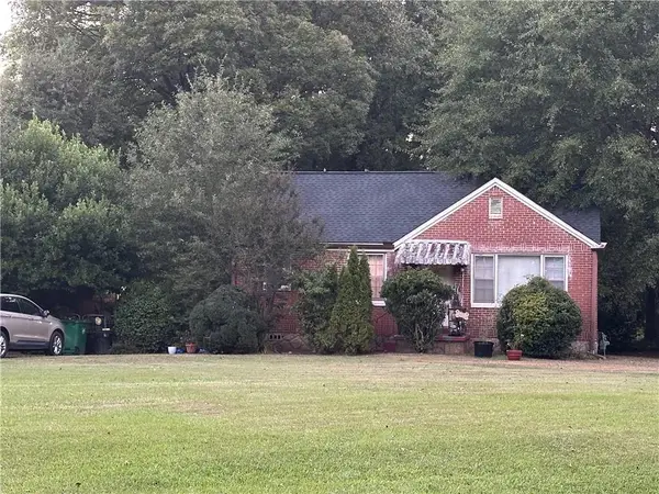 1860 S Columbia Place, Decatur, GA 30032