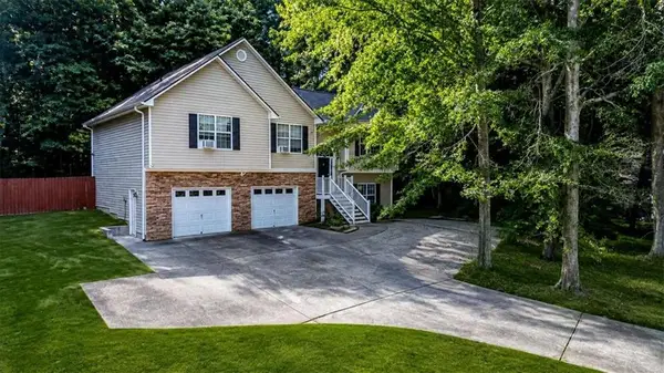 321 Four Oaks Drive, Powder Springs, GA 30127