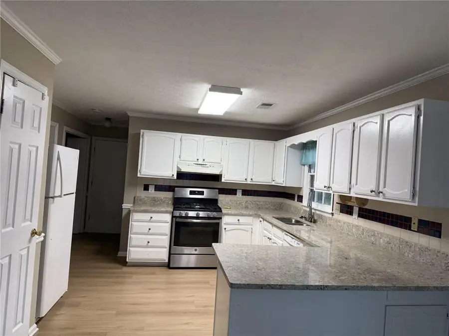 2130 Crescentview Drive, Lawrenceville, GA 30044 - #3